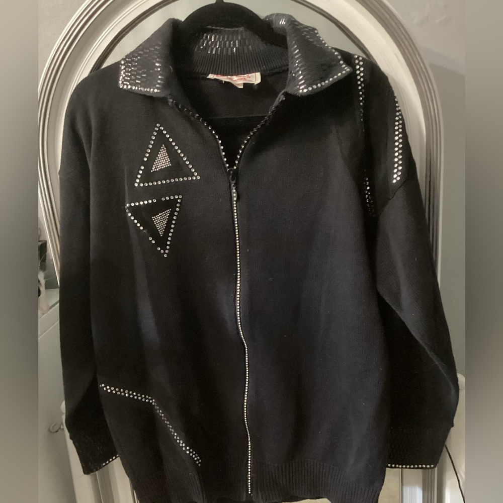 Women’s sweater